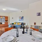 Oltretorrente Ampio Con Balconi Apartment *
