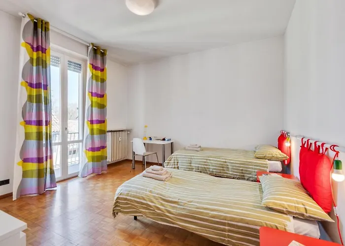 Apartamento Oltretorrente Ampio Con Balconi